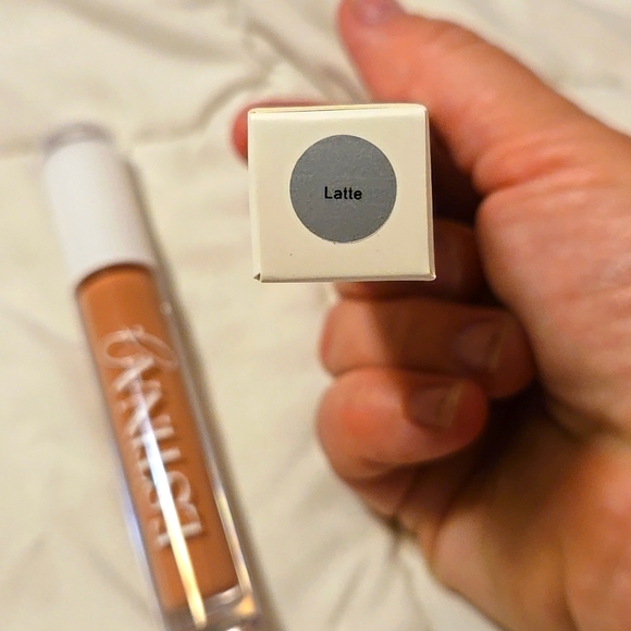 Estina J Moisturizing Lip Paint in shade Latte - Picture 2 of 3